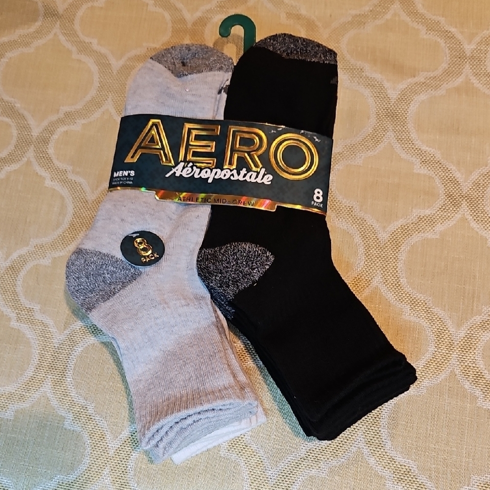 Men's NWT Aeropostle 8 Pair Black & Gray Reinforced Toe Mid Crew Socks Sz.9-12